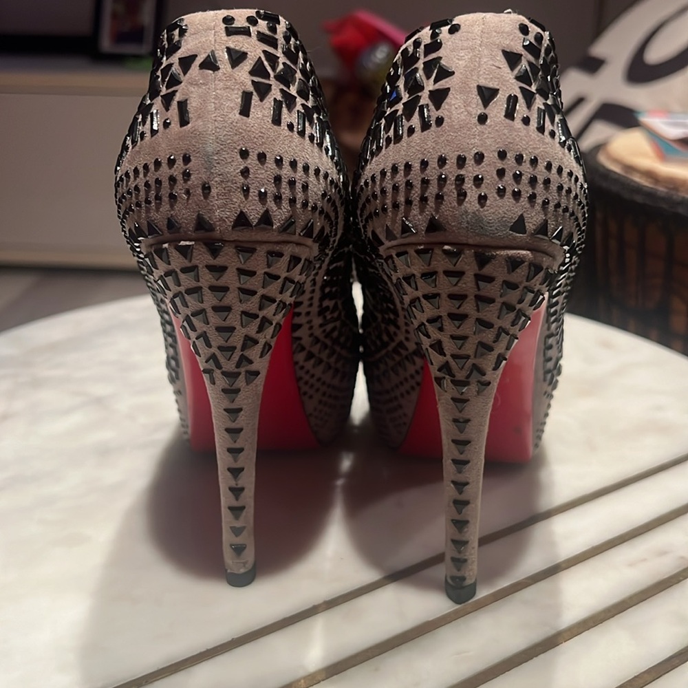 Super high heels - Picture 2 of 6